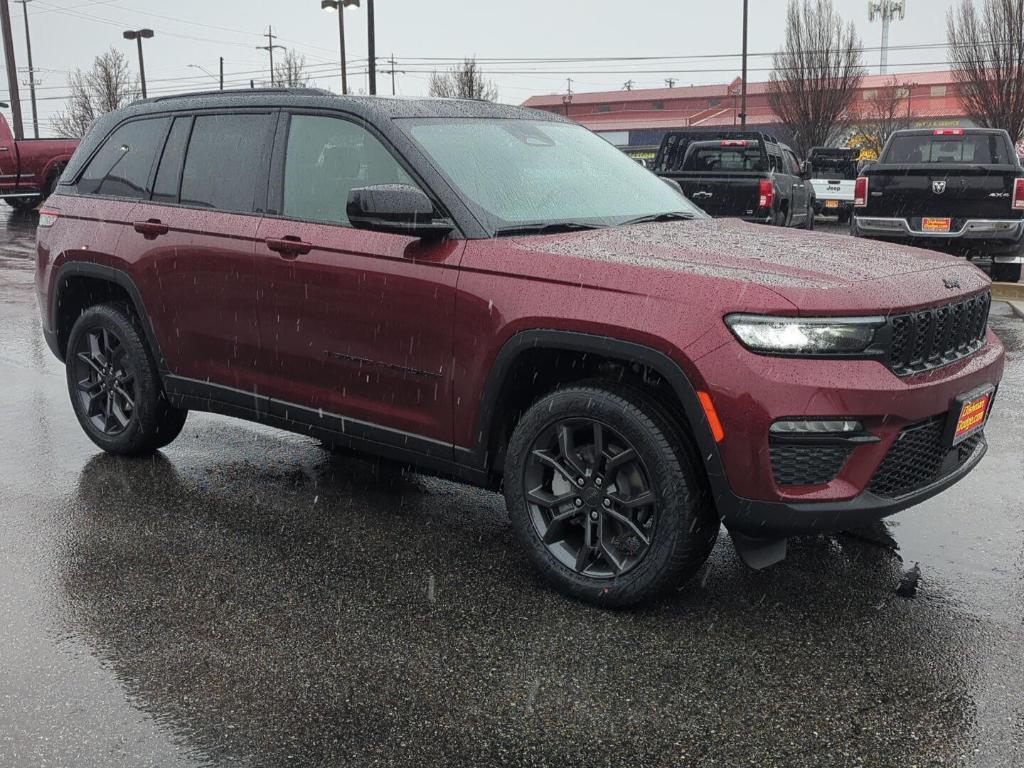 new 2025 Jeep Grand Cherokee car, priced at $50,980