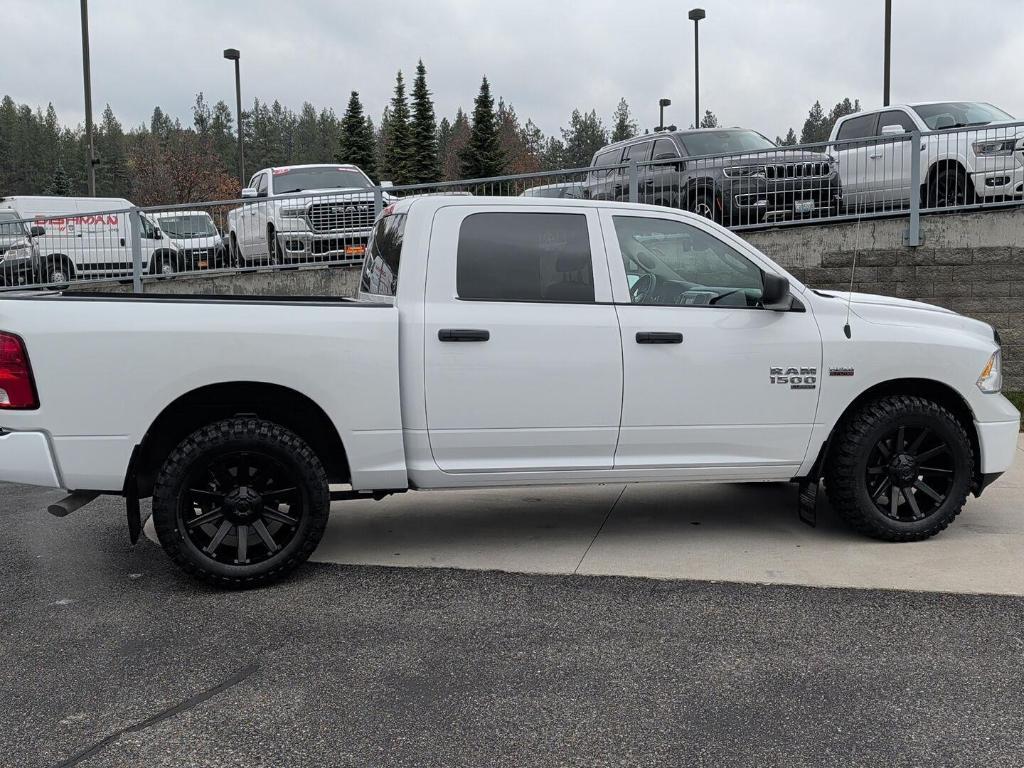 used 2022 Ram 1500 Classic car, priced at $32,000