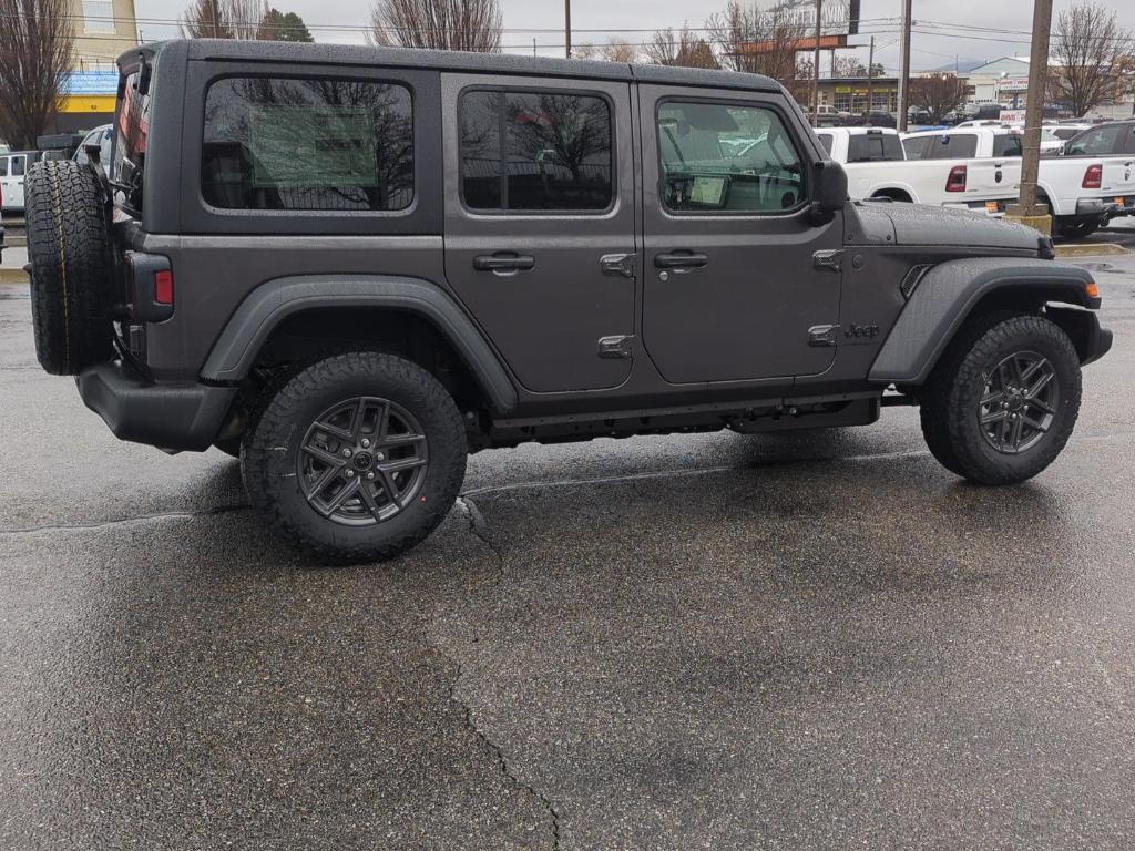 new 2026 Jeep Wrangler car, priced at $46,660