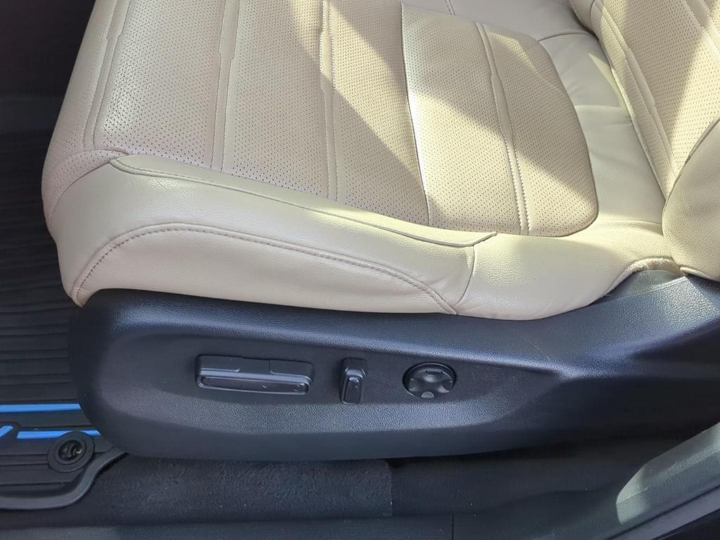 used 2017 Honda CR-V car, priced at $26,000