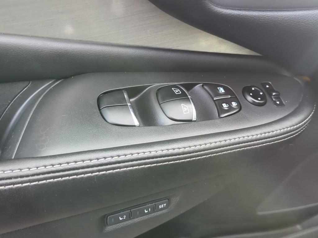 used 2015 Nissan Murano car, priced at $14,000