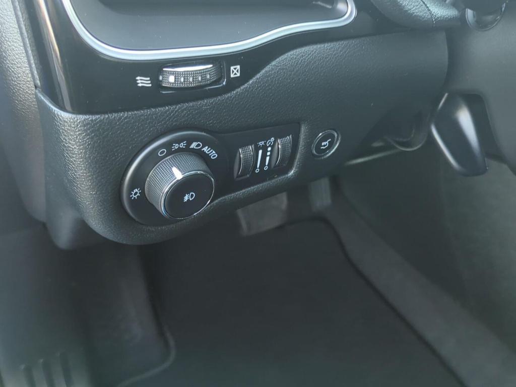 used 2023 Jeep Cherokee car, priced at $28,000