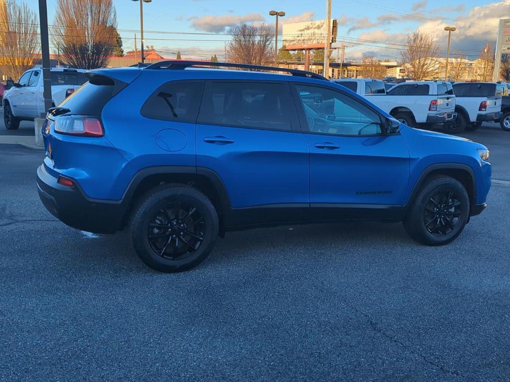 used 2023 Jeep Cherokee car, priced at $28,000