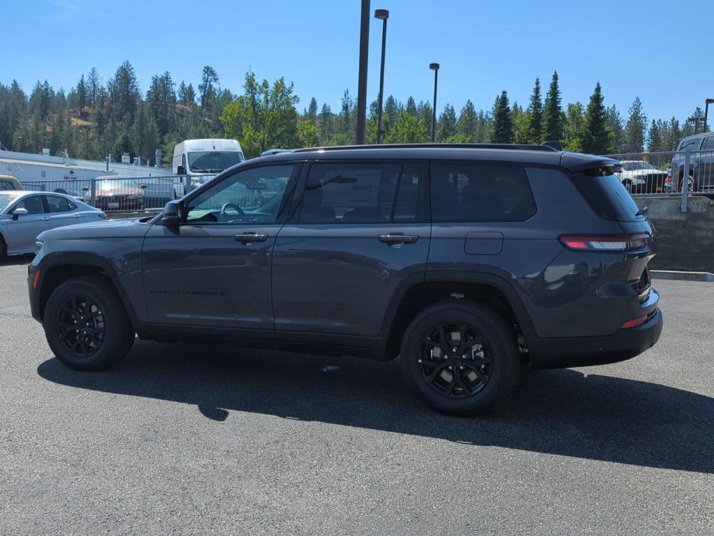 new 2025 Jeep Grand Cherokee L car, priced at $42,430