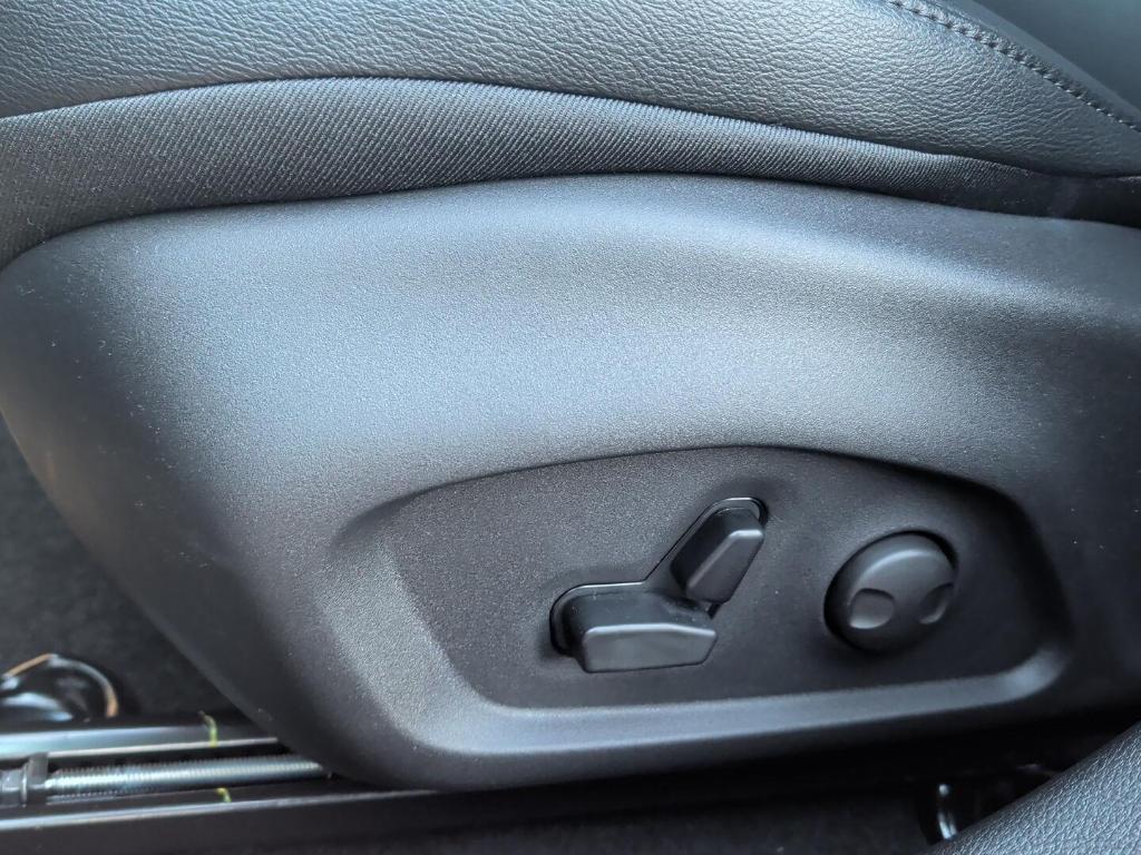 new 2026 Jeep Compass car, priced at $35,525