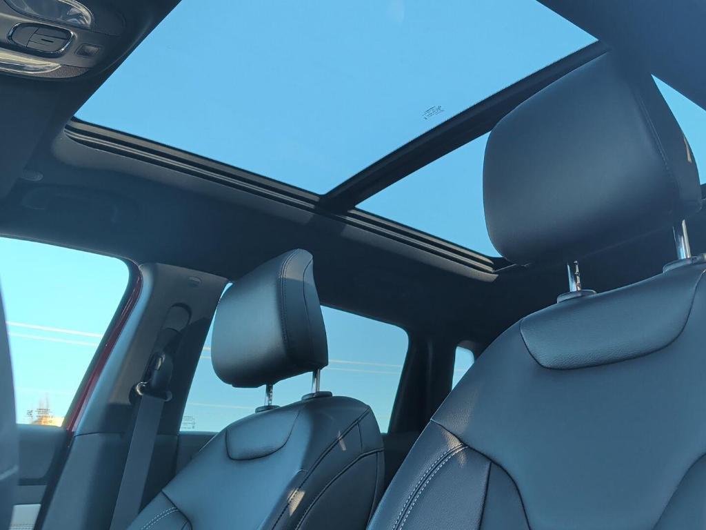 new 2026 Jeep Compass car, priced at $35,525