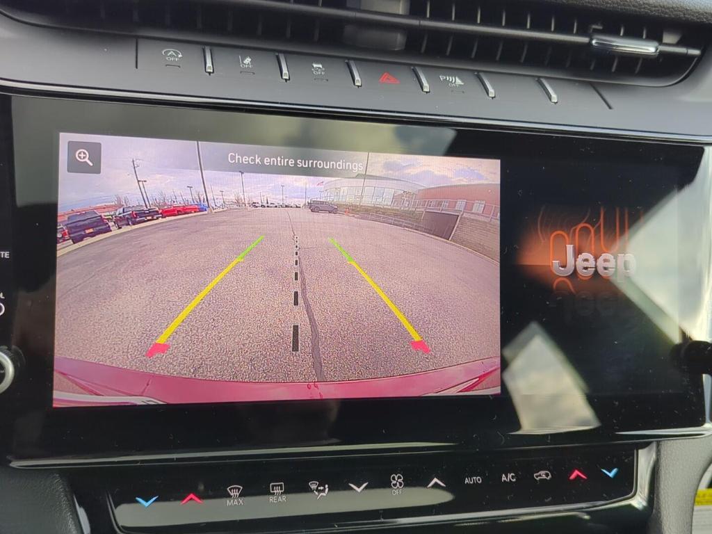 new 2026 Jeep Grand Cherokee car, priced at $42,930