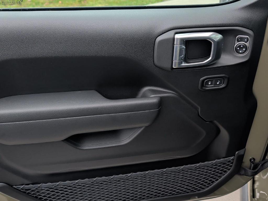 new 2026 Jeep Wrangler car, priced at $51,705