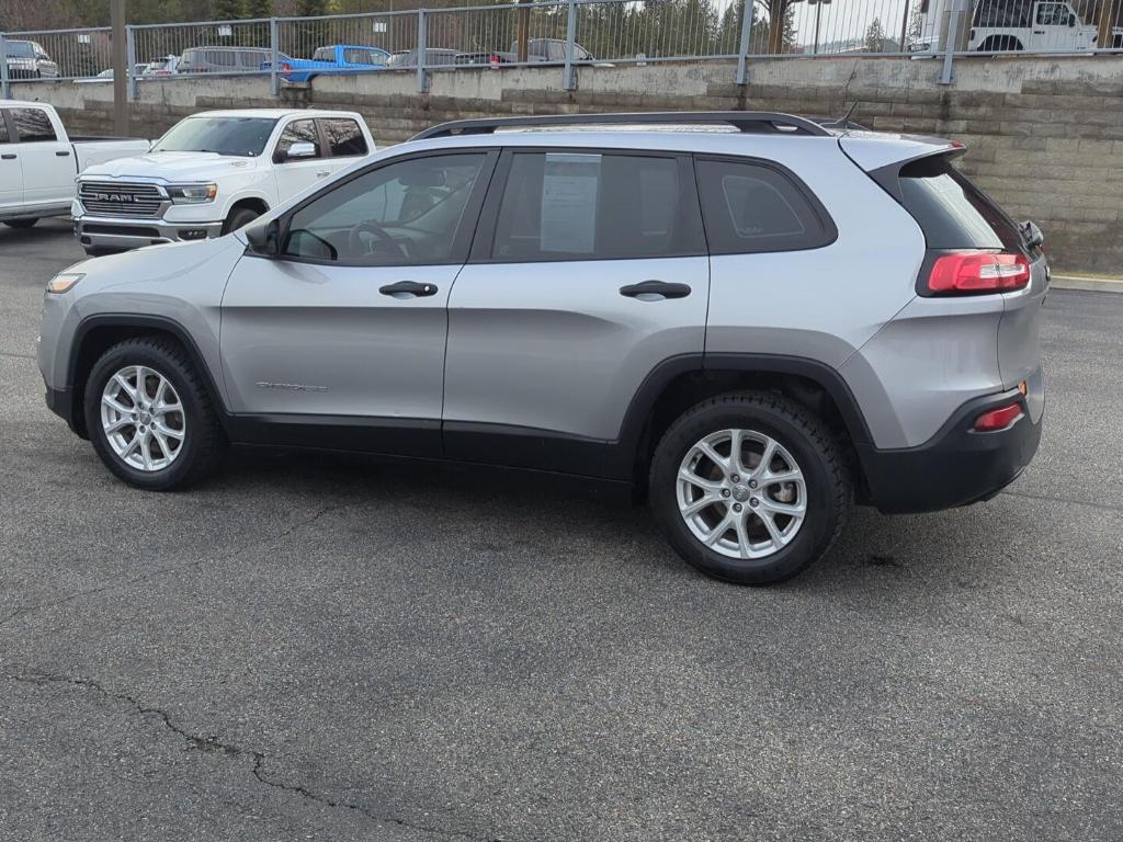 used 2015 Jeep Cherokee car, priced at $10,000