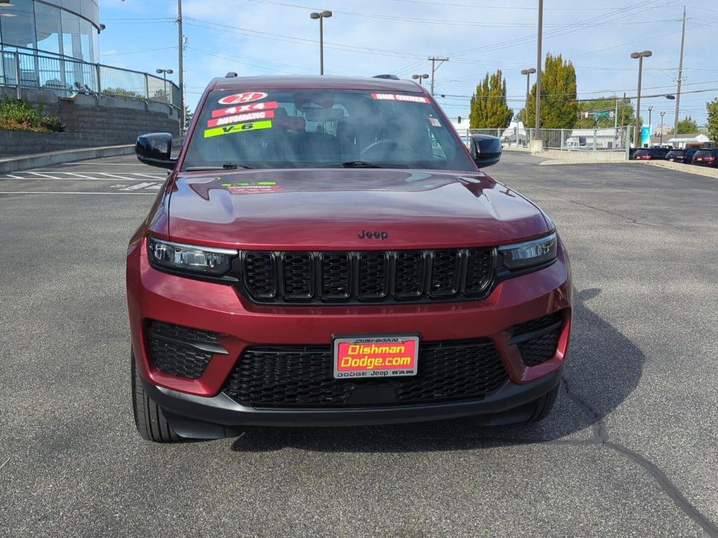 used 2024 Jeep Grand Cherokee car, priced at $32,000