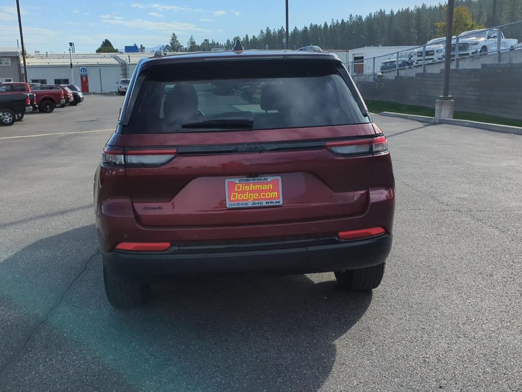 used 2024 Jeep Grand Cherokee car, priced at $32,000