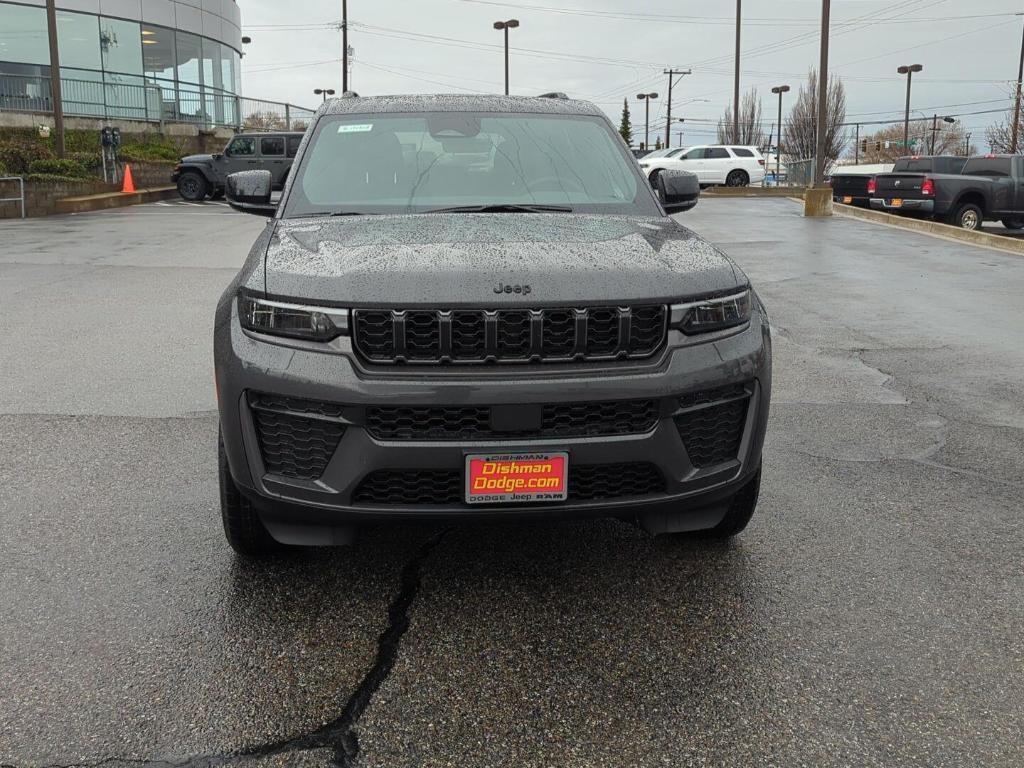 new 2026 Jeep Grand Cherokee car, priced at $47,525