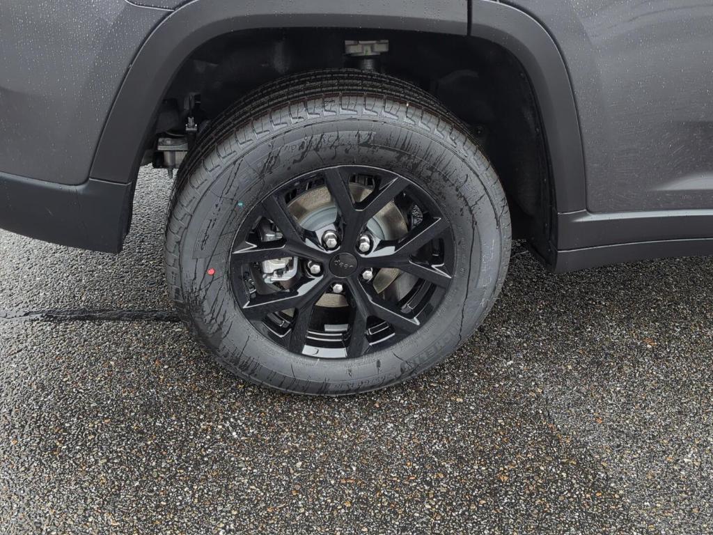 new 2026 Jeep Grand Cherokee car, priced at $47,525