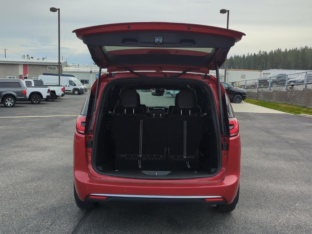 new 2026 Chrysler Pacifica car, priced at $45,700