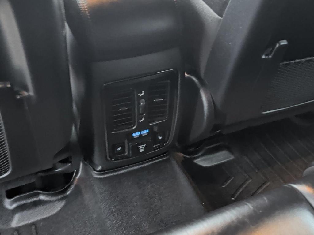 used 2019 Jeep Grand Cherokee car, priced at $25,000