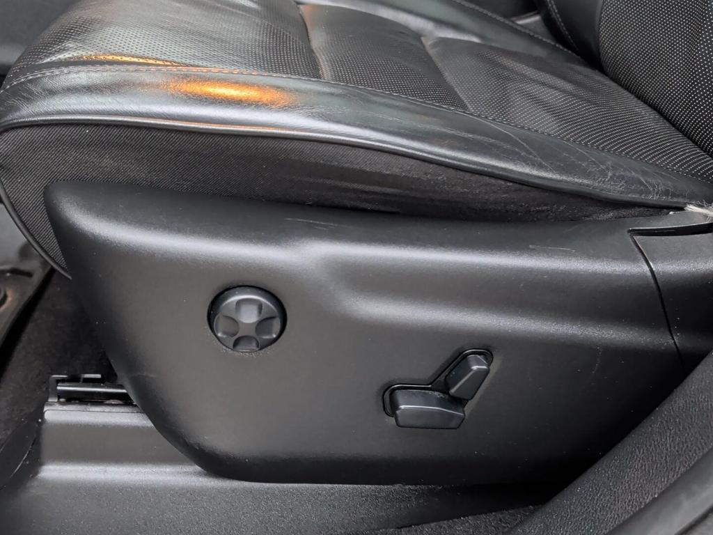 used 2019 Jeep Grand Cherokee car, priced at $25,000