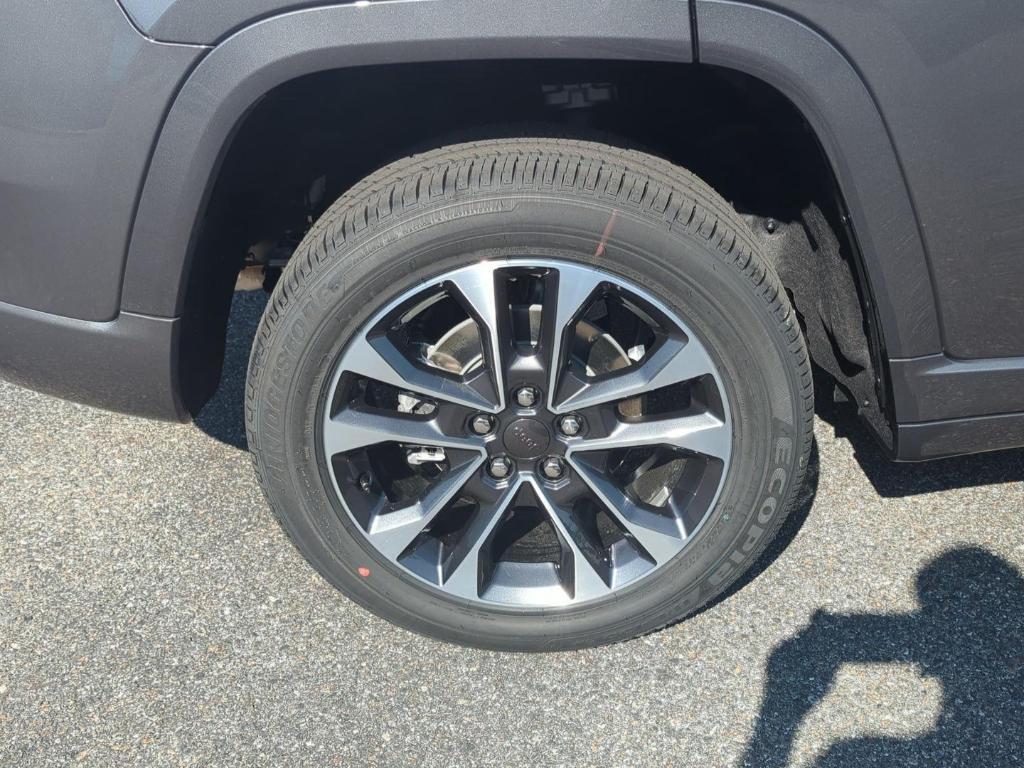 used 2025 Jeep Grand Cherokee car