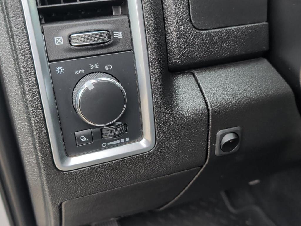 used 2022 Ram 1500 Classic car, priced at $30,000