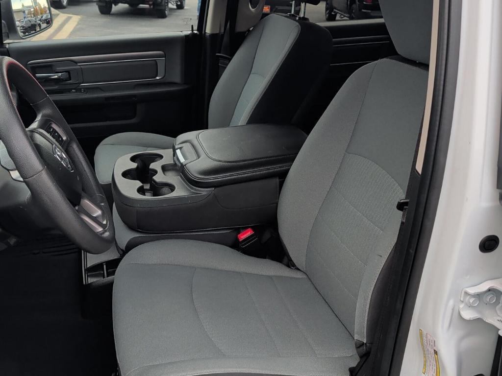 used 2022 Ram 1500 Classic car, priced at $30,000