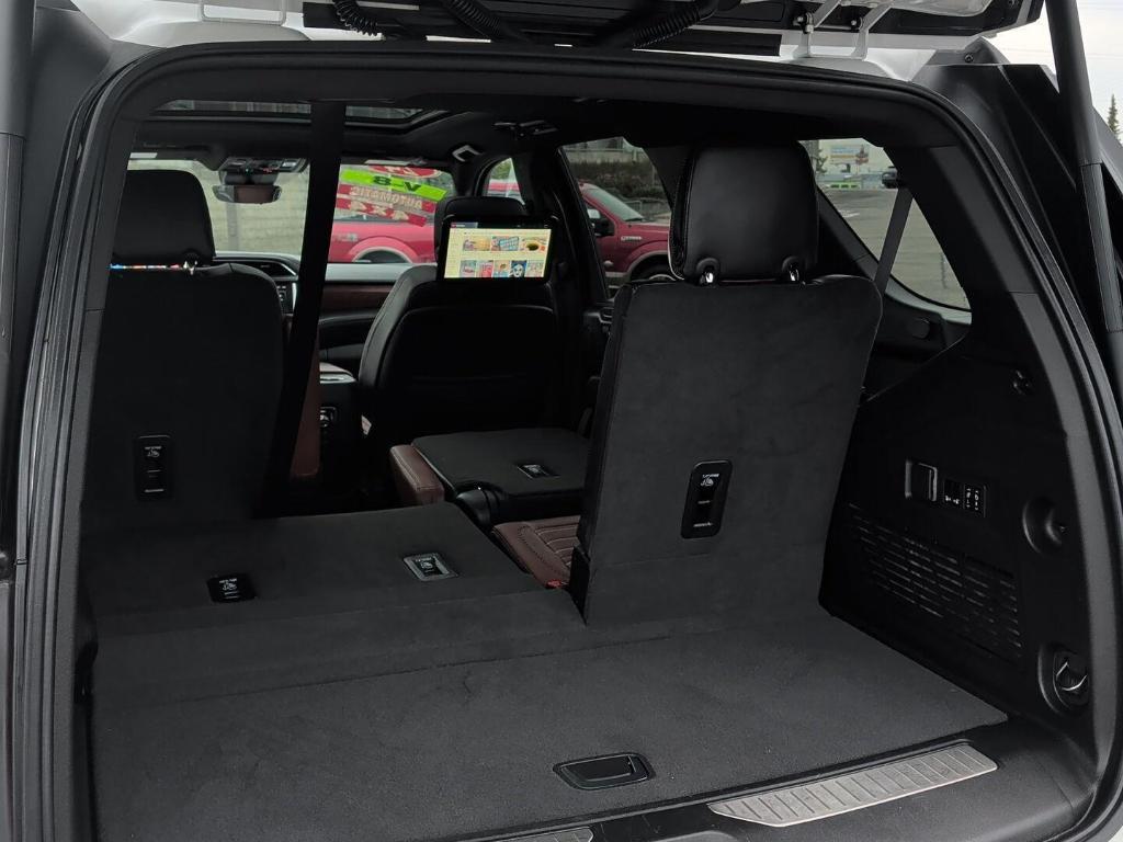 used 2024 GMC Yukon car, priced at $73,000