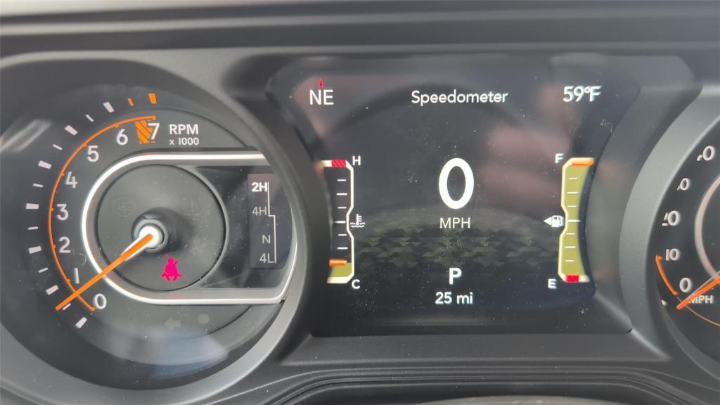 new 2025 Jeep Gladiator car, priced at $41,755