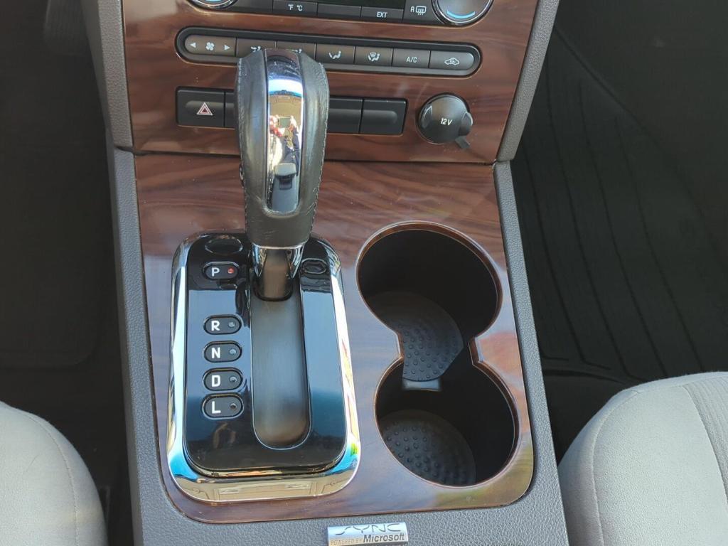 used 2008 Ford Taurus car, priced at $7,000