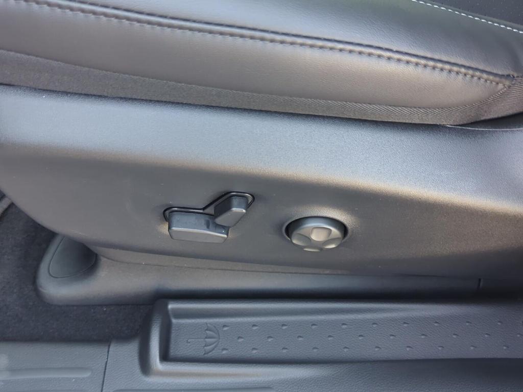 new 2026 Chrysler Pacifica car, priced at $39,460