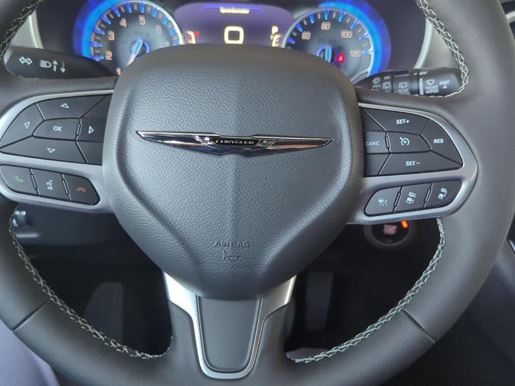 new 2026 Chrysler Pacifica car, priced at $39,460