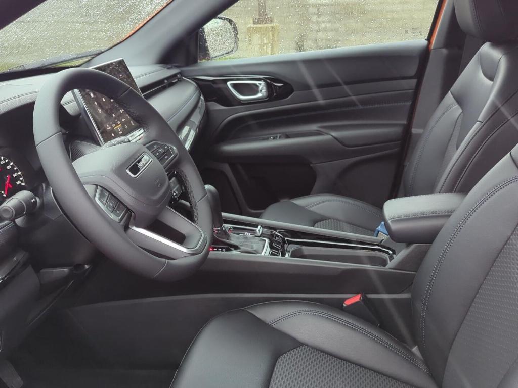 new 2026 Jeep Compass car, priced at $31,580