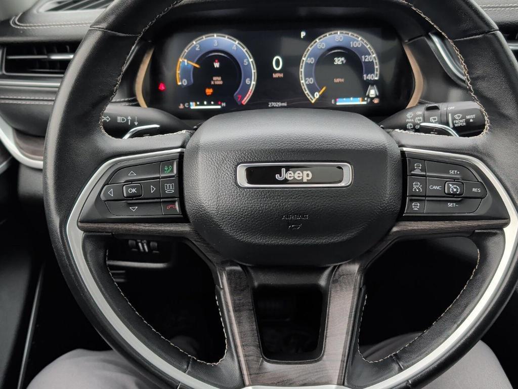 used 2022 Jeep Grand Cherokee car, priced at $36,000