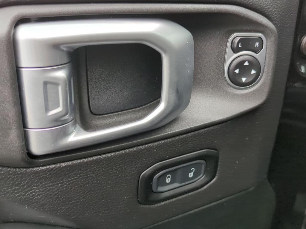 used 2020 Jeep Gladiator car, priced at $33,000