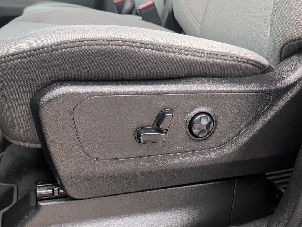 used 2020 Ram 1500 car, priced at $32,000