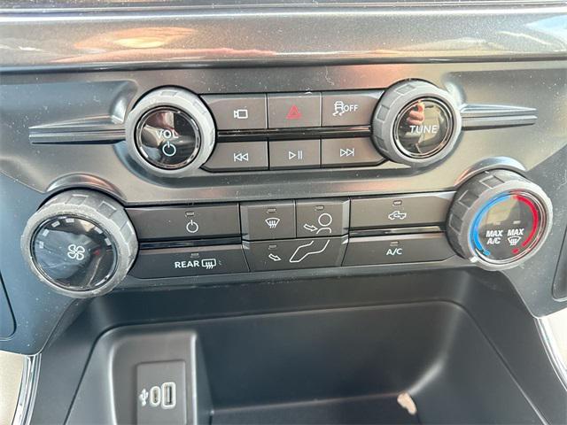 new 2025 Ford F-150 car