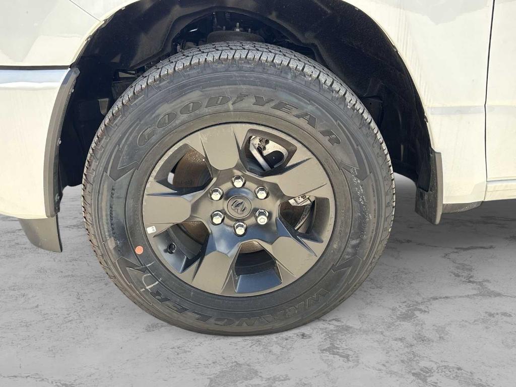 new 2025 Ram 1500 car, priced at $47,558