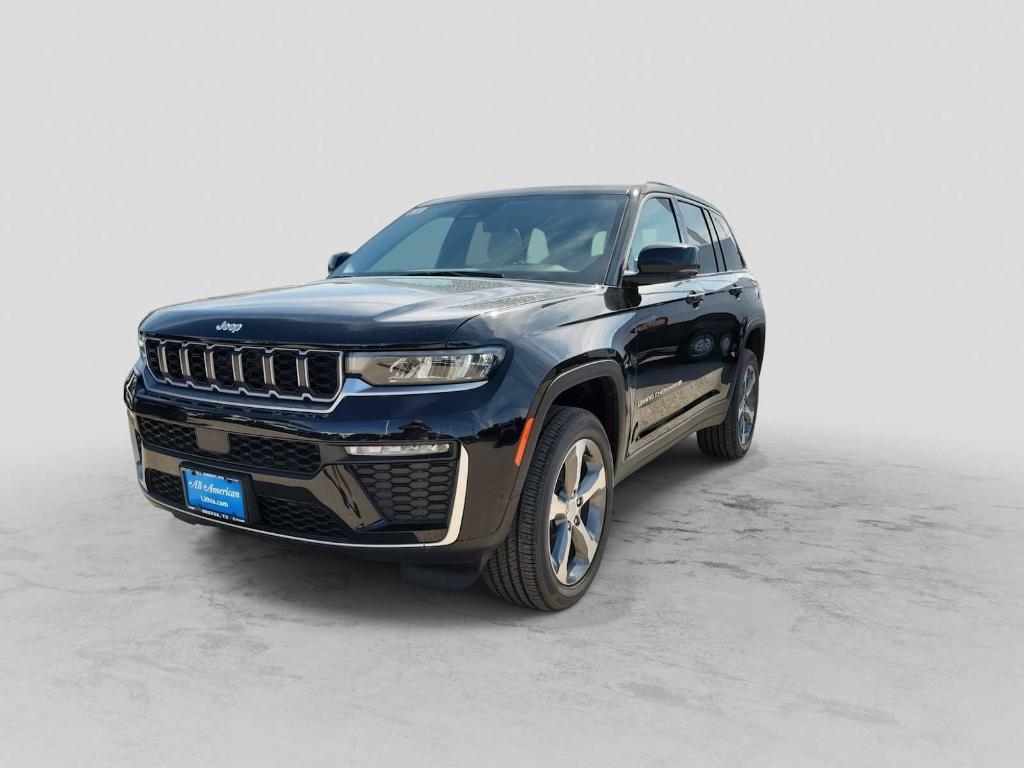 new 2026 Jeep Grand Cherokee car, priced at $44,040