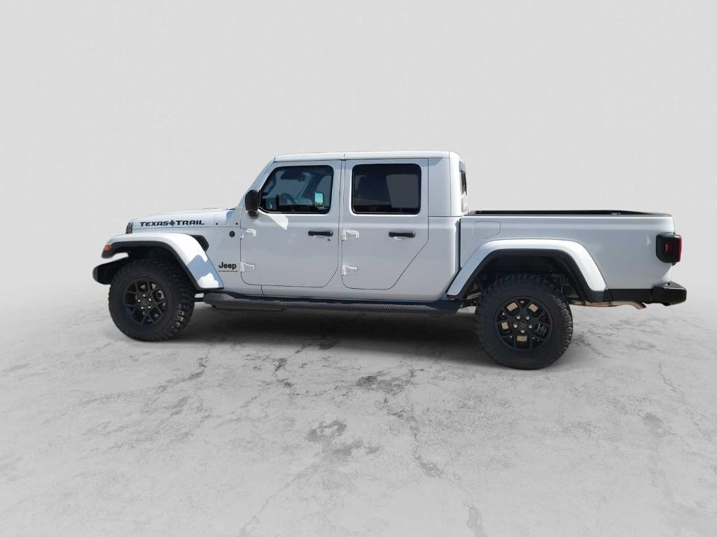new 2026 Jeep Gladiator car, priced at $48,785