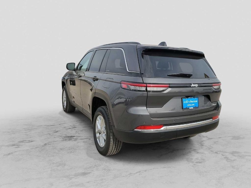 new 2025 Jeep Grand Cherokee car, priced at $33,628