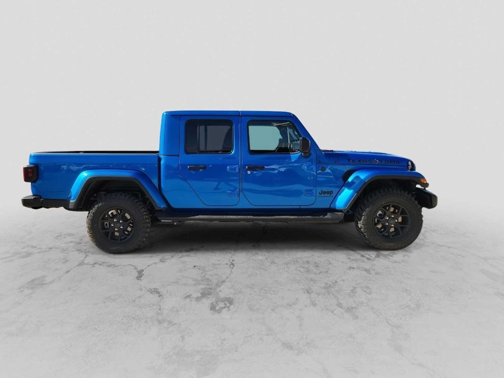 new 2026 Jeep Gladiator car, priced at $49,040