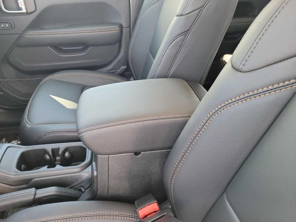 new 2026 Jeep Gladiator car, priced at $48,860