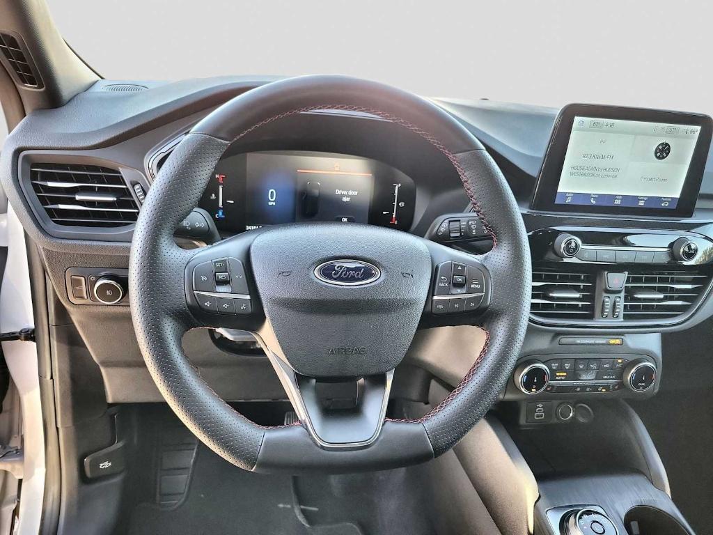 used 2025 Ford Escape car, priced at $29,995