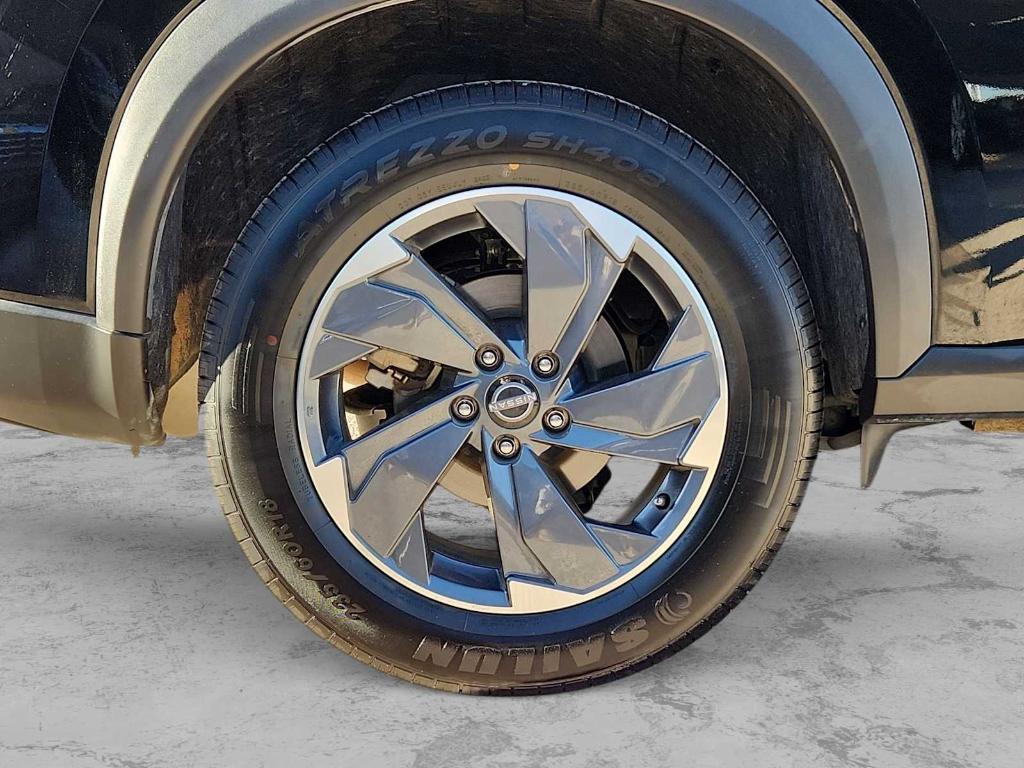 used 2025 Nissan Rogue car, priced at $25,800