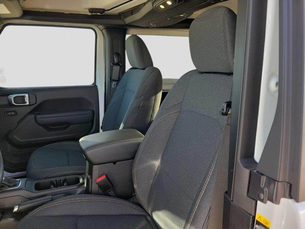 new 2026 Jeep Wrangler car, priced at $40,347