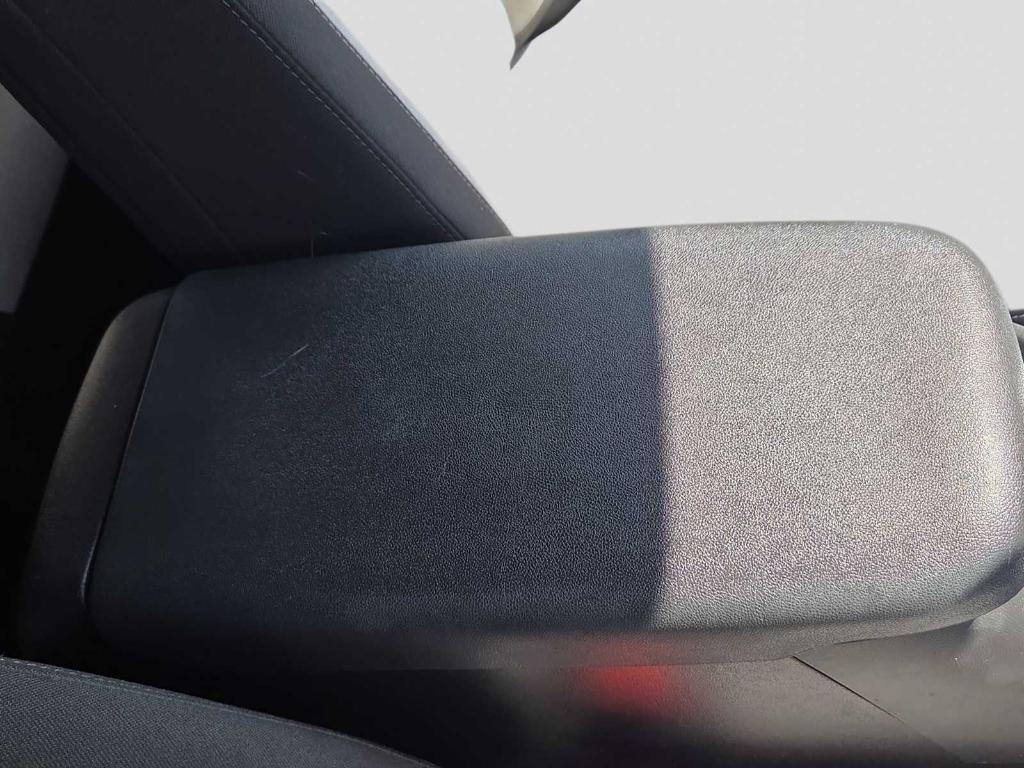 used 2023 Chevrolet Equinox car, priced at $17,213