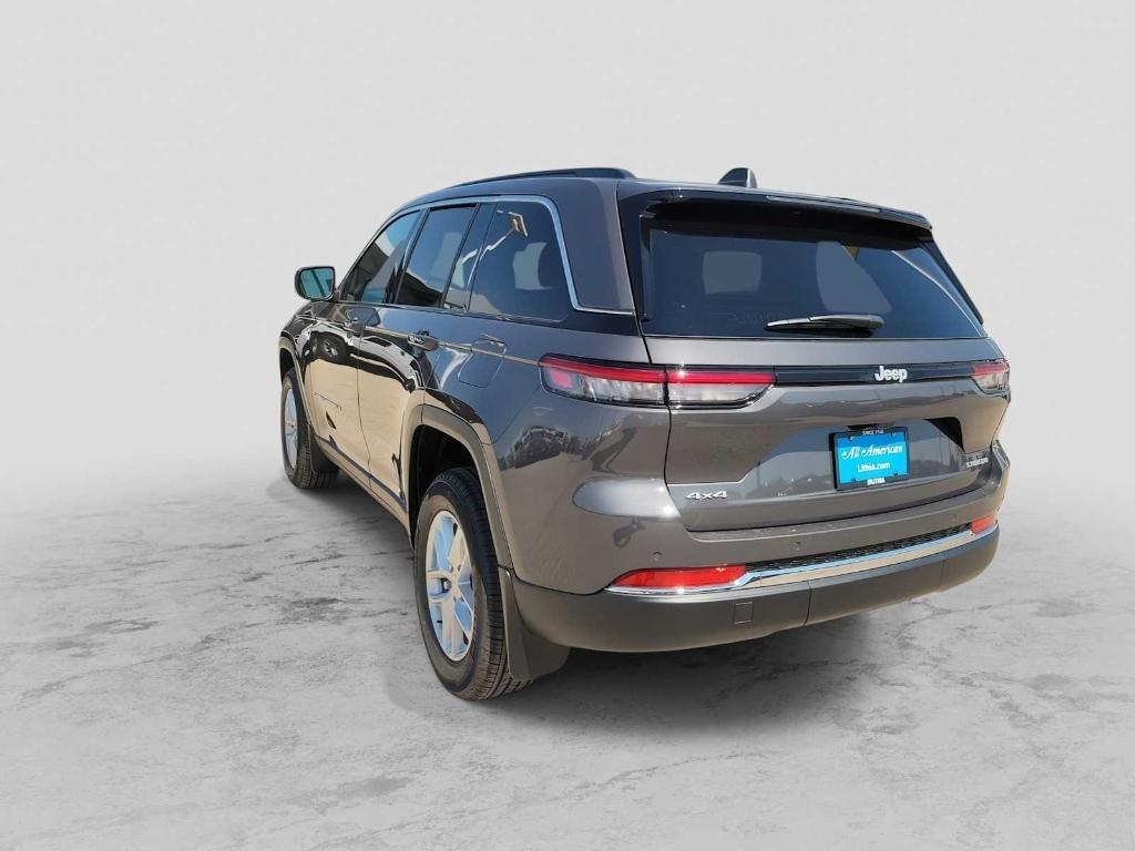 new 2025 Jeep Grand Cherokee car, priced at $35,270