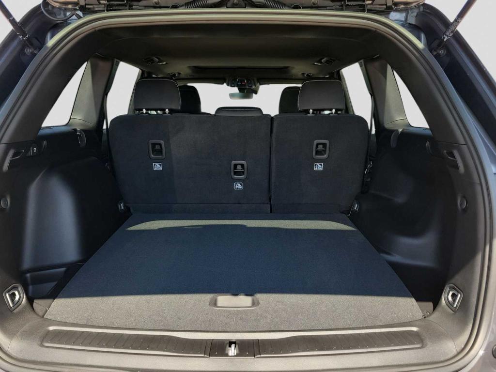 new 2025 Jeep Grand Cherokee car, priced at $35,270