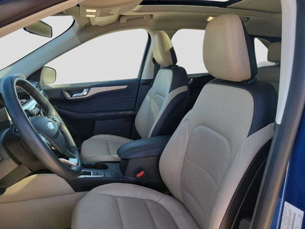 used 2022 Ford Escape car, priced at $24,999