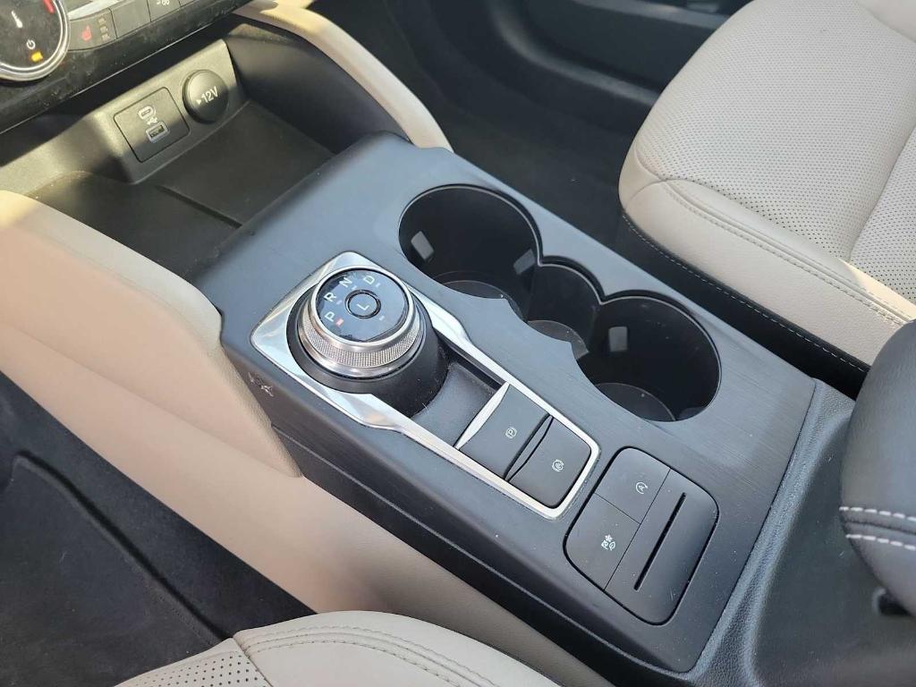 used 2022 Ford Escape car, priced at $24,999