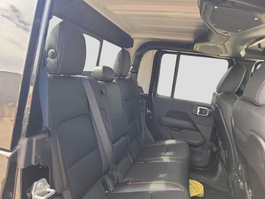 new 2026 Jeep Gladiator car, priced at $49,380