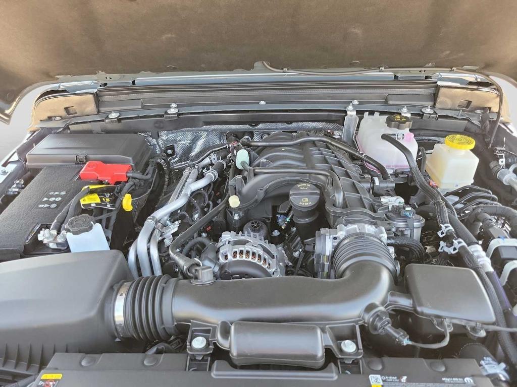 new 2025 Jeep Gladiator car, priced at $44,160