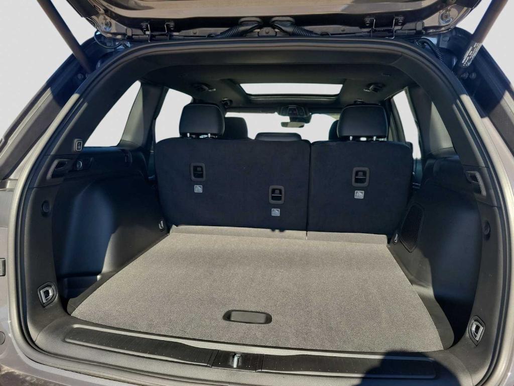 new 2025 Jeep Grand Cherokee car, priced at $46,259